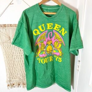 ✌🏼🌞70’s Free People Queen Band '75 Graphic Tee - Green Yellow Pink Crest L/XL